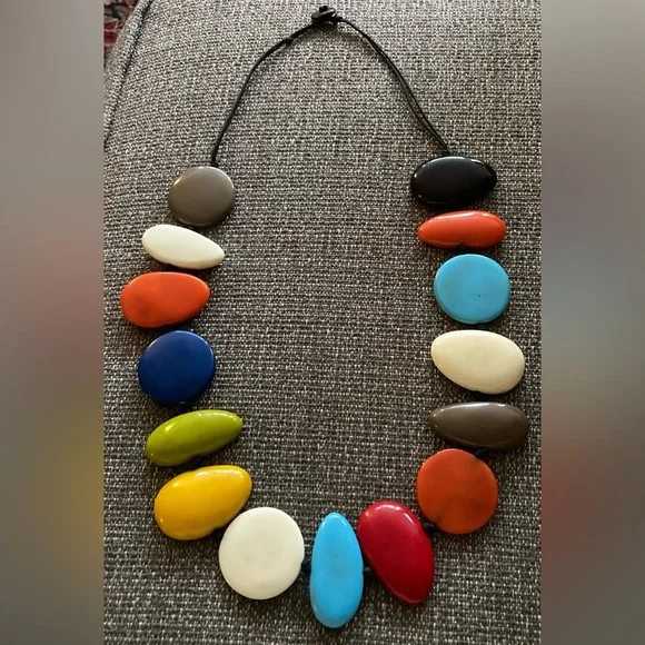 JACKIE BRAZIL Colorful Geometric Beaded Necklace - Picture 2 of 11